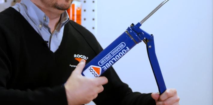 How to use a standard grease gun - Rocol